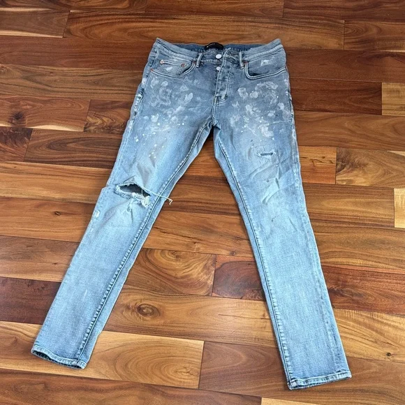 Trendy Distressed Light Blue Skinny Jeans - Picture 8 of 9